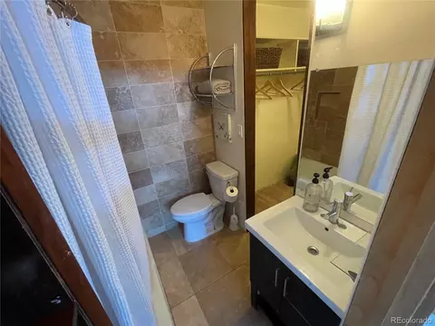 Bath - 1280 Ithaca Dr, Boulder, CO 80305 photo 1 of 8