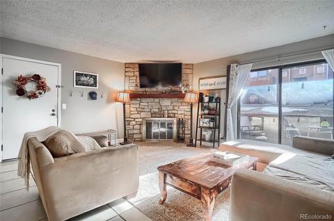 431 Wright St #105, Lakewood, CO 80228 photo 2