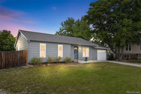 8537 W Floyd Ave, Lakewood, CO 80227
