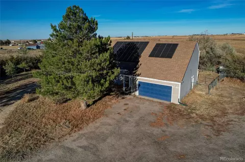 640 S Split Rock Rd, Bennett, CO 80102 photo 2