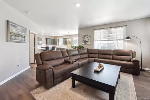 27130 E Maple Ave, Aurora, CO 80018 photo 14