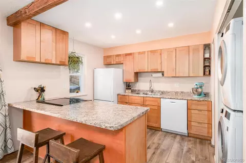 Kitchen - 8787 Dover Cir, Arvada, CO 80005 photo 4 of 5