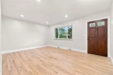 Living - 2991 24th St, Boulder, CO 80304 photo 2 of 5