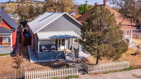 232 E 6th St, Walsenburg, CO 81089