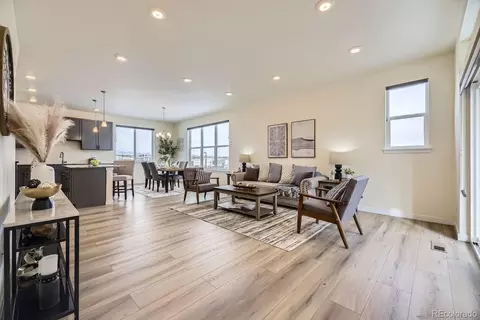 2829 S Fox Ct, Englewood, CO 80110