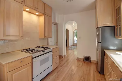 Kitchen - 826 Maxwell Ave, Boulder, CO 80304 photo 1 of 1