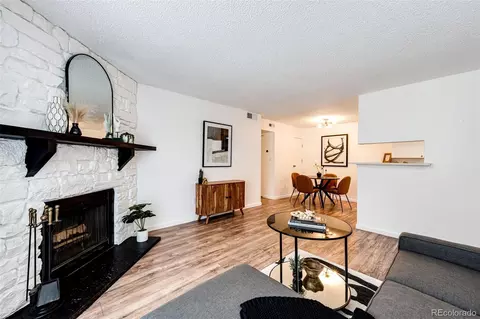 4400 S Quebec St #104W, Denver, CO 80237