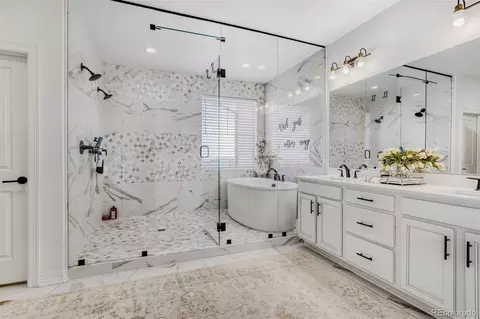 Bath - 27841 E Lakeview Dr, Aurora, CO 80016 photo 3 of 10