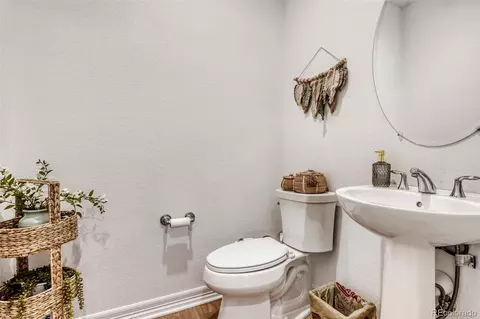 Bath - 27841 E Lakeview Dr, Aurora, CO 80016 photo 1 of 10