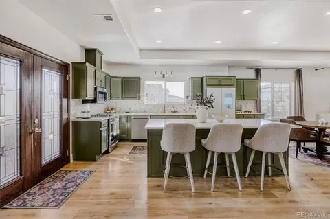 Kitchen - 27841 E Lakeview Dr, Aurora, CO 80016 photo 4 of 5