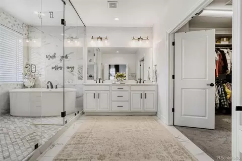 Bath - 27841 E Lakeview Dr, Aurora, CO 80016 photo 5 of 10