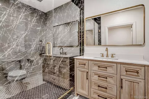 Bath - 27841 E Lakeview Dr, Aurora, CO 80016 photo 8 of 10
