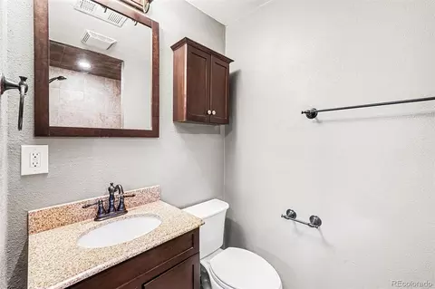 Bath - 6460 Doris Ln, Evergreen, CO 80439 photo 2 of 2