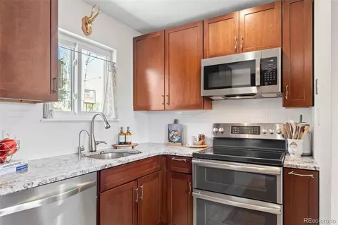 Kitchen - 11544 Green Ct, Conifer, CO 80433 photo 3 of 4