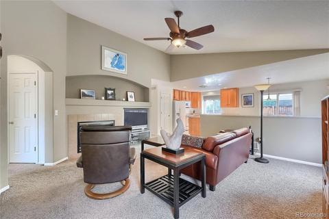 20209 E Doane Dr, Aurora, CO 80013 photo 3