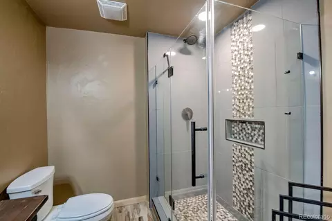 Bath - 254 Hillside Dr, Silverthorne, CO 80498 photo 7 of 9