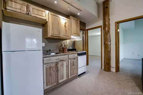 Kitchen - 254 Hillside Dr, Silverthorne, CO 80498 photo 7 of 7