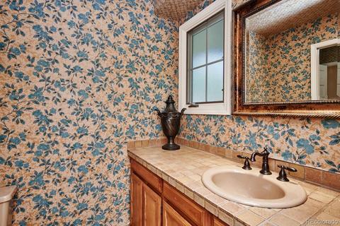 9152 Evans Way, Denver, CO 80231 photo 31