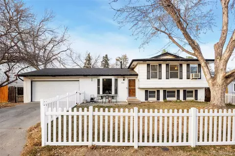 9383 W Columbia Pl, Lakewood, CO 80227