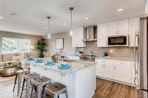 7970 E Linvale Pl, Denver, CO 80231 photo 3