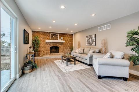 7970 E Linvale Pl, Denver, CO 80231 photo 9