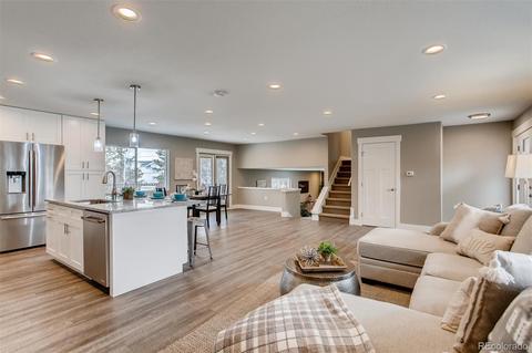 7970 E Linvale Pl, Denver, CO 80231 photo 2