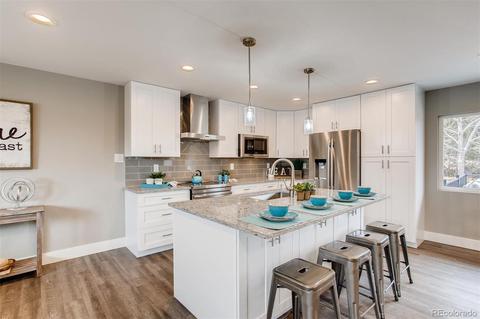 7970 E Linvale Pl, Denver, CO 80231 photo 4