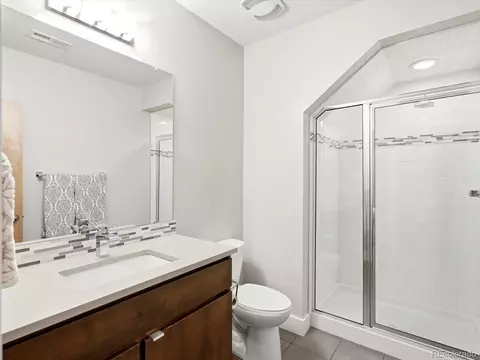 Bath - 8431 E 33rd Ave, Denver, CO 80238 photo 7 of 7