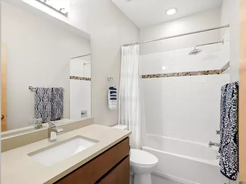 Bath - 8431 E 33rd Ave, Denver, CO 80238 photo 6 of 7