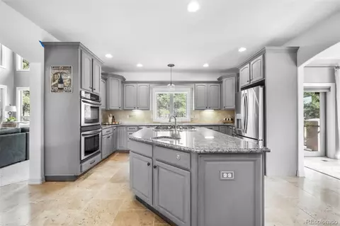 Kitchen - 450 E Stirrup Trl, Monument, CO 80132 photo 4 of 5