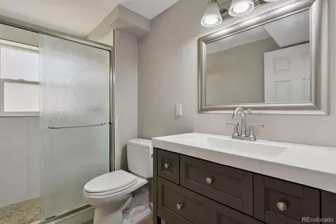 Bath - 7400 Easter Ln, Centennial, CO 80112 photo 1 of 2