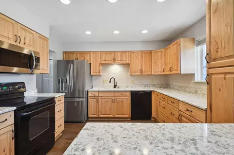 Kitchen - 7400 Easter Ln, Centennial, CO 80112 photo 1 of 8