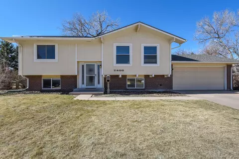 7400 Easter Ln, Centennial, CO 80112