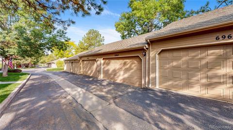 6962 E Appleton Cir, Centennial, CO 80112 photo 2