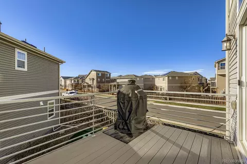 Exterior - 26248 E Maple Dr, Aurora, CO 80018 photo 3 of 9