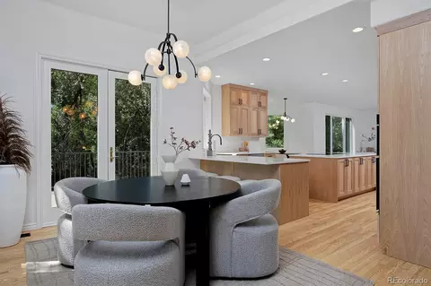 Dining - 4474 S Hampton Cir, Boulder, CO 80301 photo 2 of 3