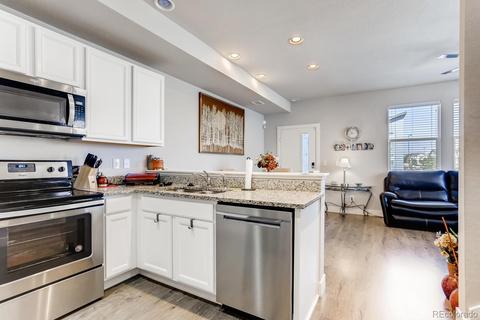 16130 E Warner Pl, Denver, CO 80239 photo 12