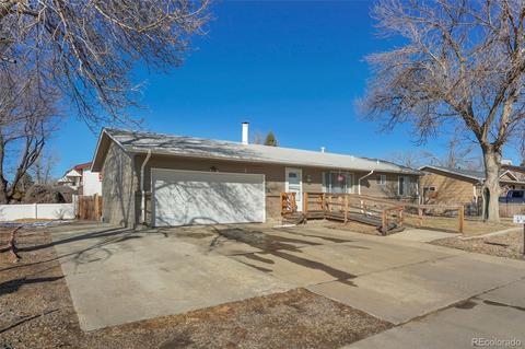 998 Nucla St, Aurora, CO 80011 photo 1