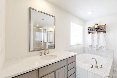 27802 E Long Pl, Aurora, CO 80016 photo 20