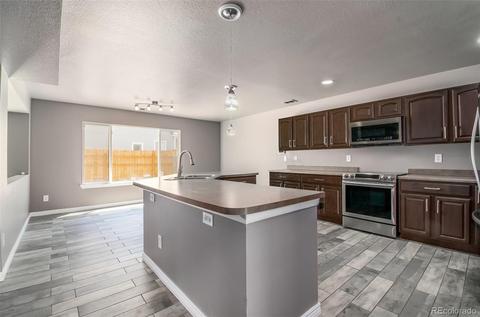 20360 E 40th Ave, Denver, CO 80249 photo 2
