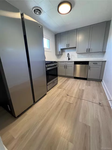 671 S Stuart St, Denver, CO 80219