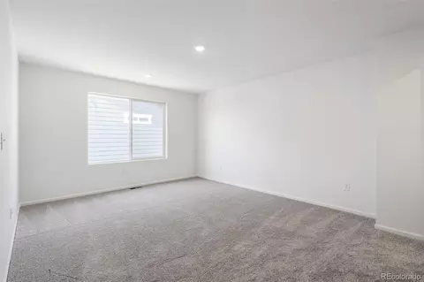 Living - 47399 Magnolia Ave, Bennett, CO 80102 photo 9 of 9