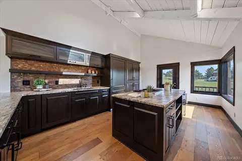 Kitchen - 8324 W Fork Rd, Boulder, CO 80302 photo 3 of 6
