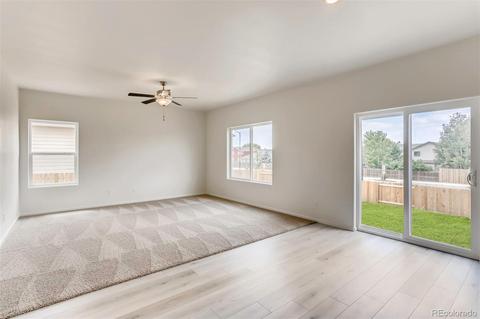 7384 Blue River Ave, Frederick, CO 80530 photo 2