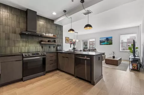 1950 N Logan St #411, Denver, CO 80203