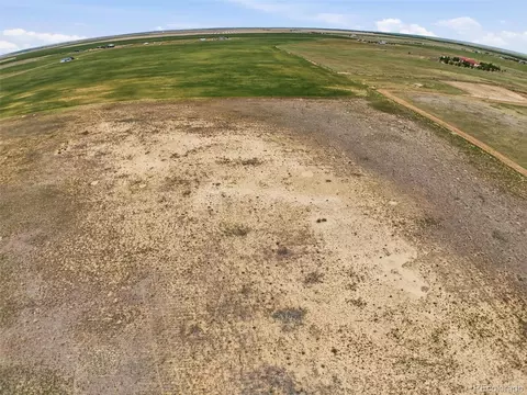 8 Timberlake Ct, Byers, CO 80103