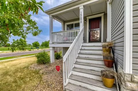 15698 E 51st Dr, Denver, CO 80239 photo 4