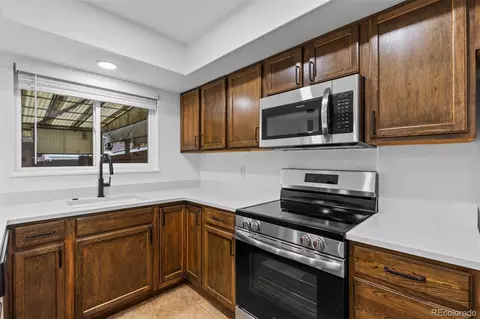 Kitchen - 9210 E Mansfield Ave, Denver, CO 80237 photo 2 of 3