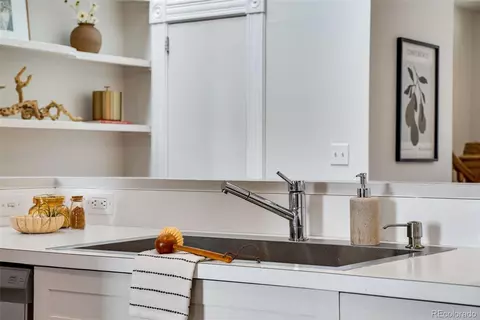 Kitchen - 2425 Glenarm Pl, Denver, CO 80205 photo 3 of 4