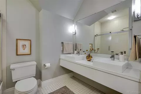 Bath - 2425 Glenarm Pl, Denver, CO 80205 photo 2 of 4